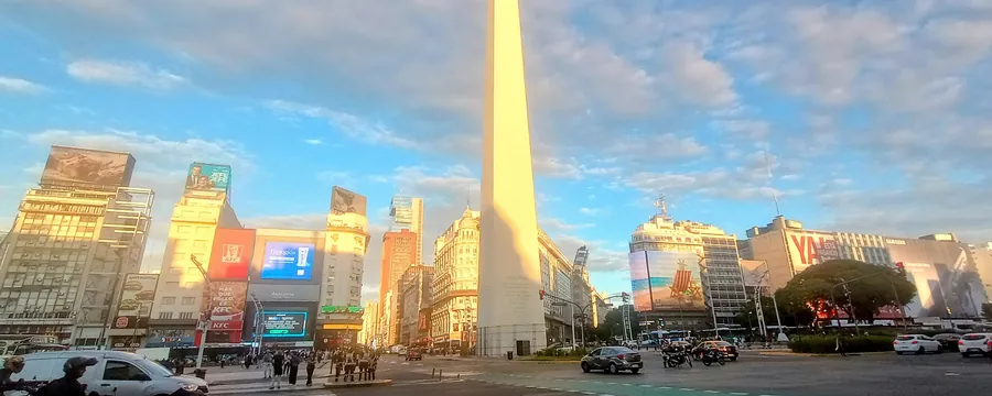 Обелиск в Буэнос-Айресе, Аргентина
