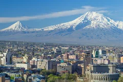 Армения — Ереван и Арарат весной